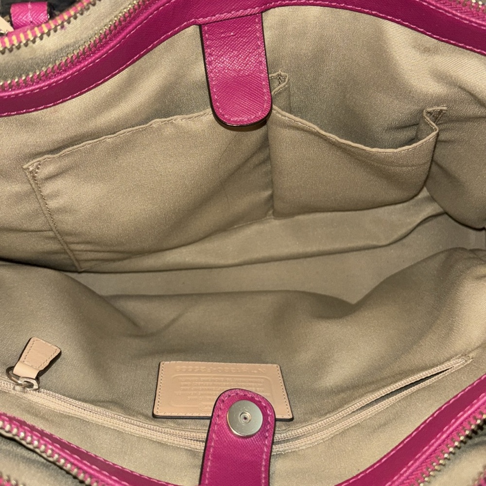 Coach Tote - Picture 10 of 14